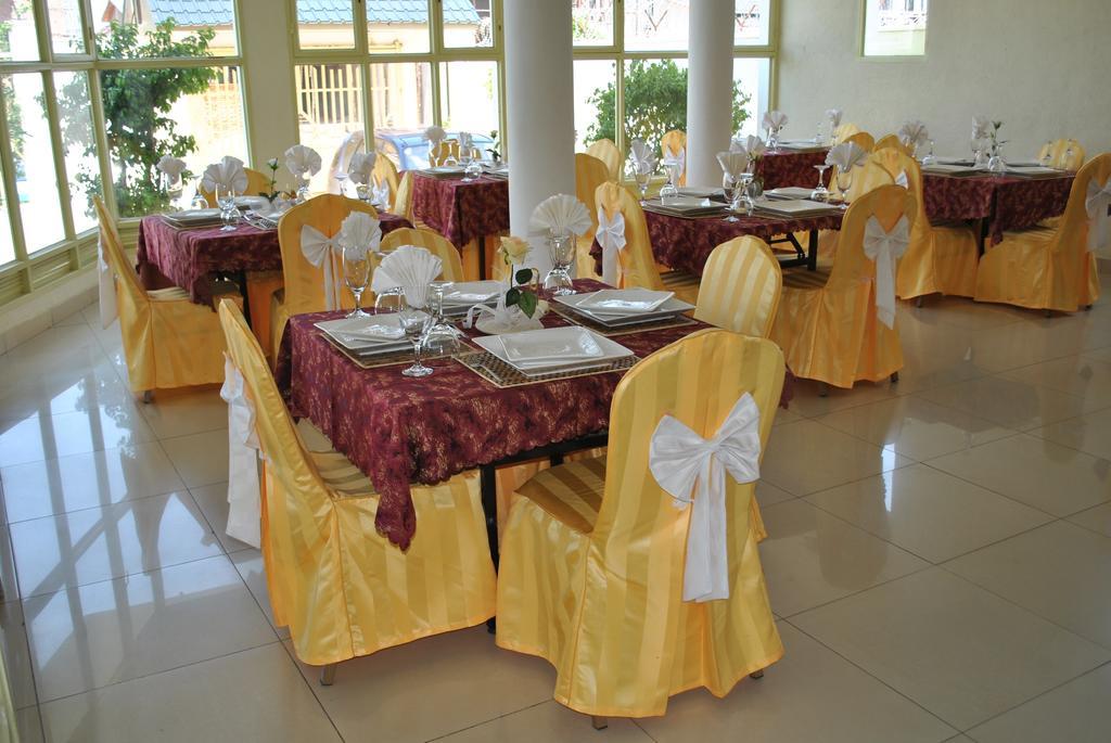 Dolce Vita Resort Hotel Bujumbura Exterior foto